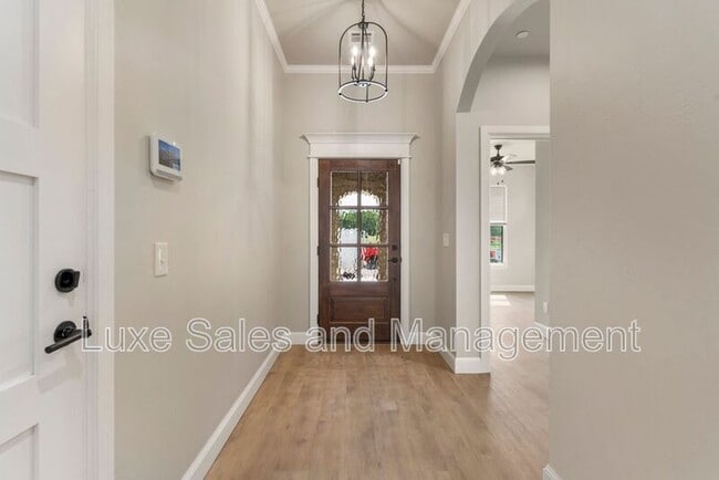 Building Photo - 4136 Abbey Pk Dr