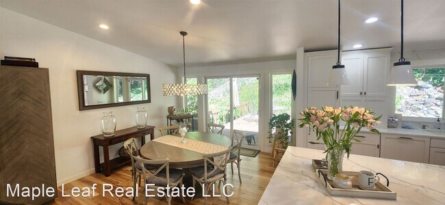 Building Photo - 3 br, 3 bath House - 20911 30th Dr SE