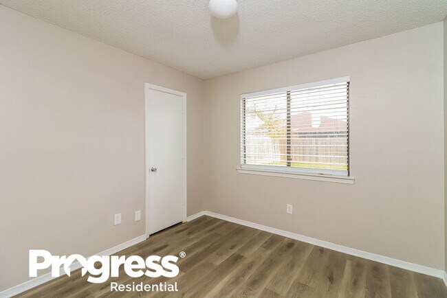 Building Photo - 809 Wyndham Pl