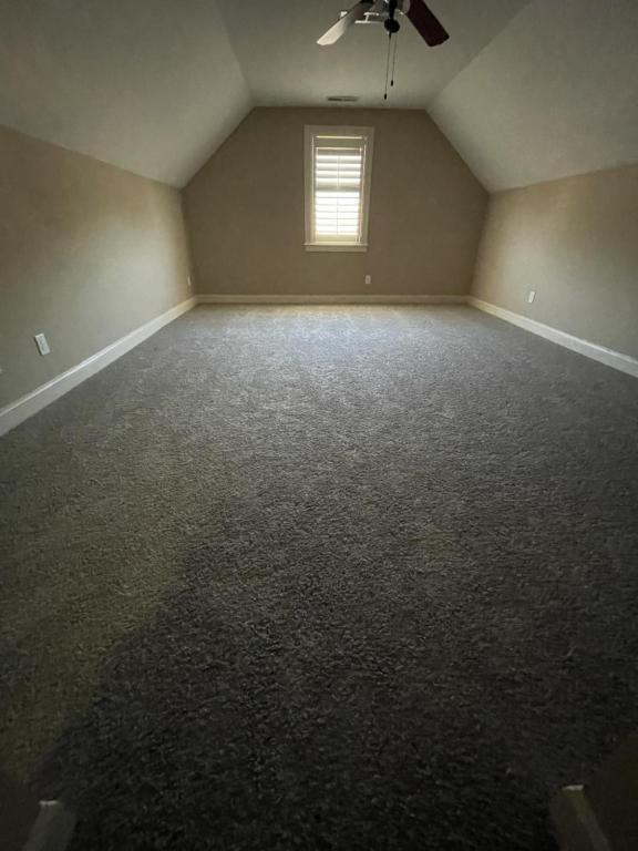 Building Photo - 1570 Gray Hill Ct