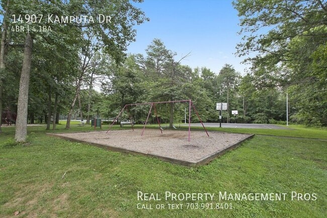 Building Photo - 14907 Kamputa Dr