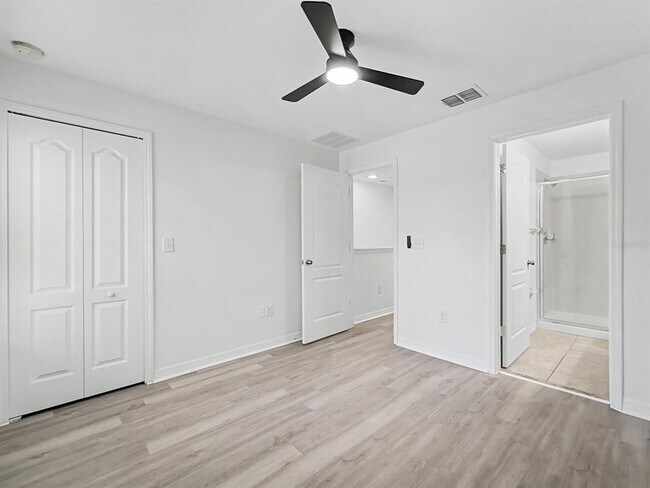 Building Photo - 8518 Gablebend Way