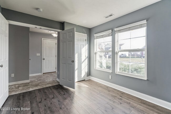 Building Photo - 123 Gadwall Ct