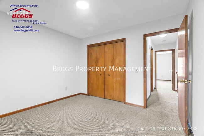 Building Photo - 1410 Laurel-
