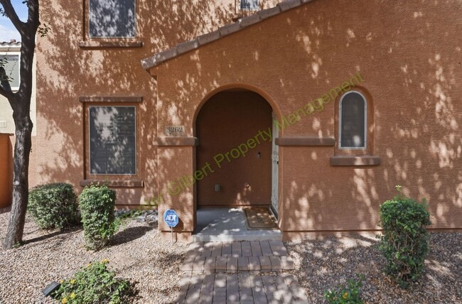 Building Photo - Beautiful Lyons Gate Home – 3 Bedroom + Office in Prime Gilbert Location!