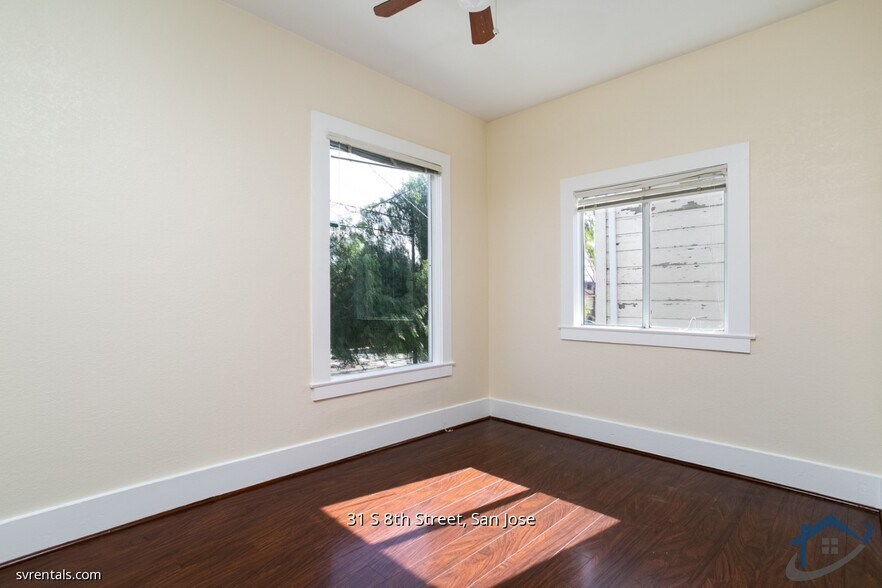 Building Photo - 31 S 8th St