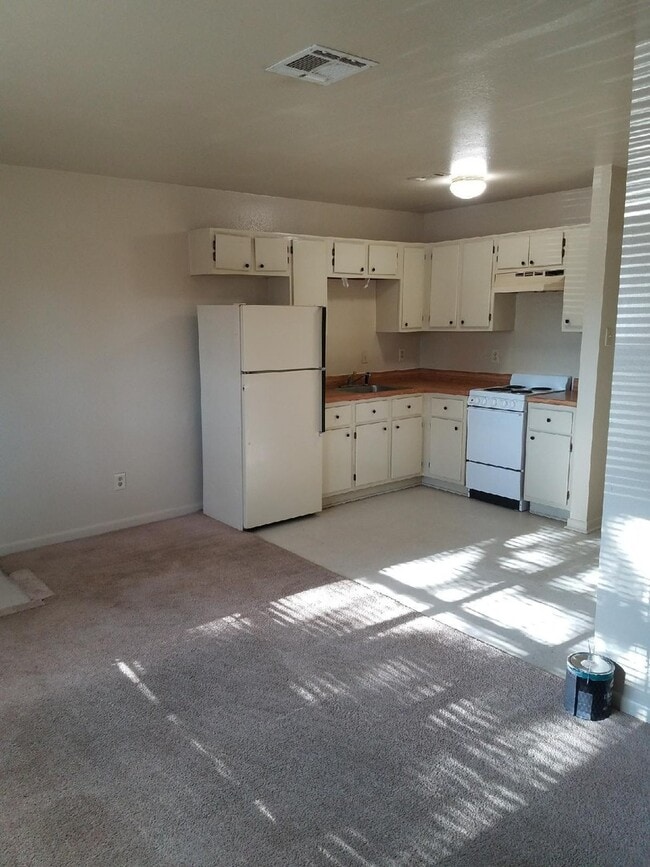 Building Photo - Bryan - 1 bedroom 1 bath 4plex