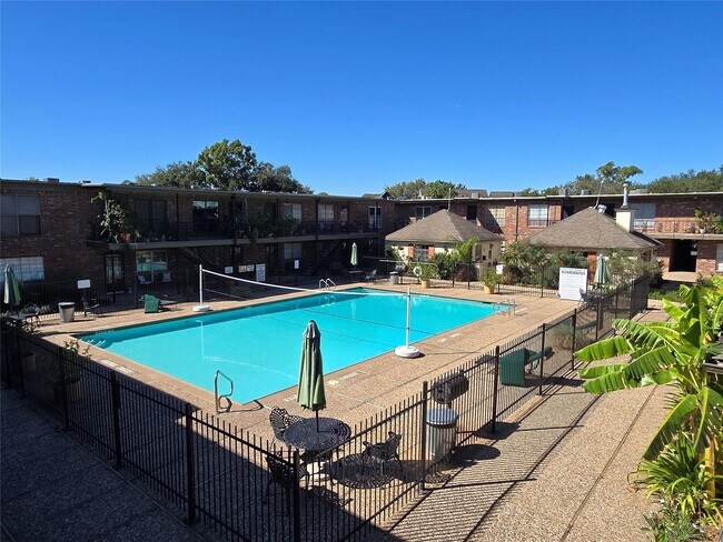 Building Photo - 11550 Chimney Rock Rd