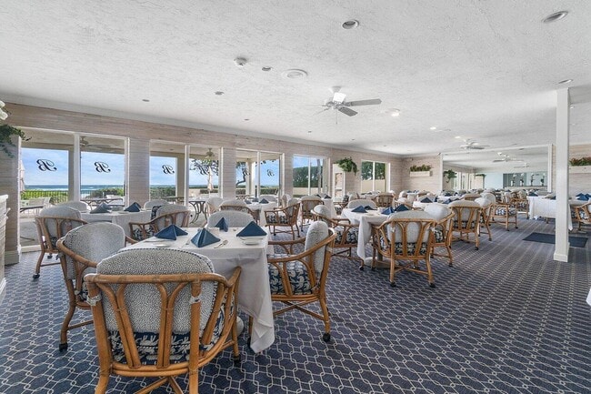 Building Photo - 150 Bradley Pl