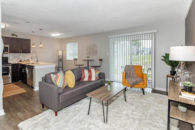 The Residences On 56th Street Indianapolis In Apartment Finder