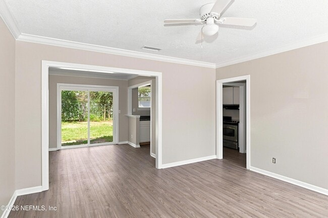 Building Photo - 33 San Pablo Cir N