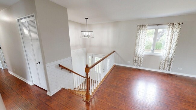 Building Photo - 304 Jackson St