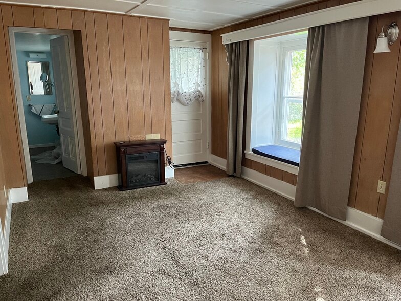 Living Room - 49 Linoberg St