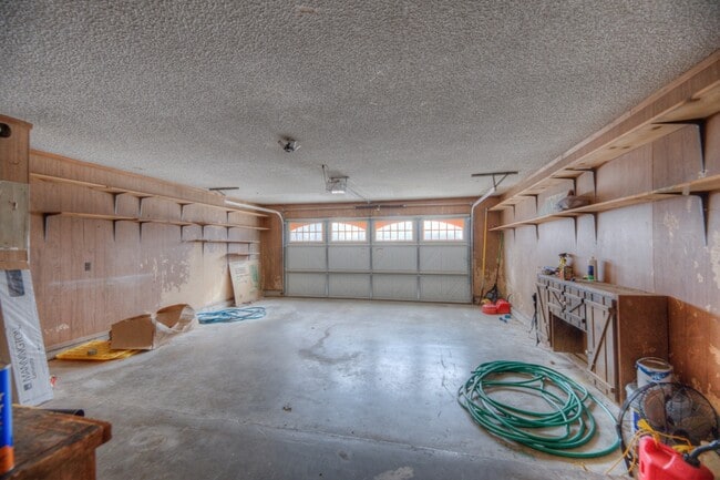 Building Photo - 24322 S Beulah Cove