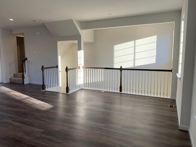 Building Photo - 1855 Shady Ln