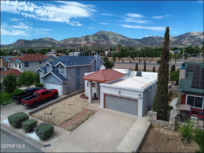 Building Photo - 11109 Loma Grande Dr