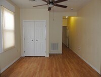 Building Photo - 1415 Gallier St