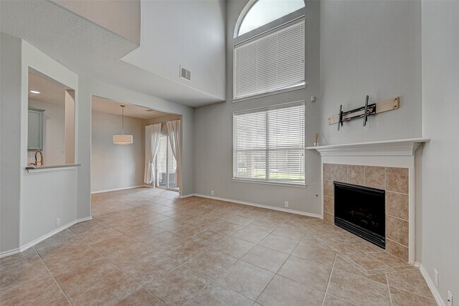 Building Photo - 13600 Breton Ridge St