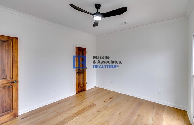 Building Photo - 1418 Windrose Dr