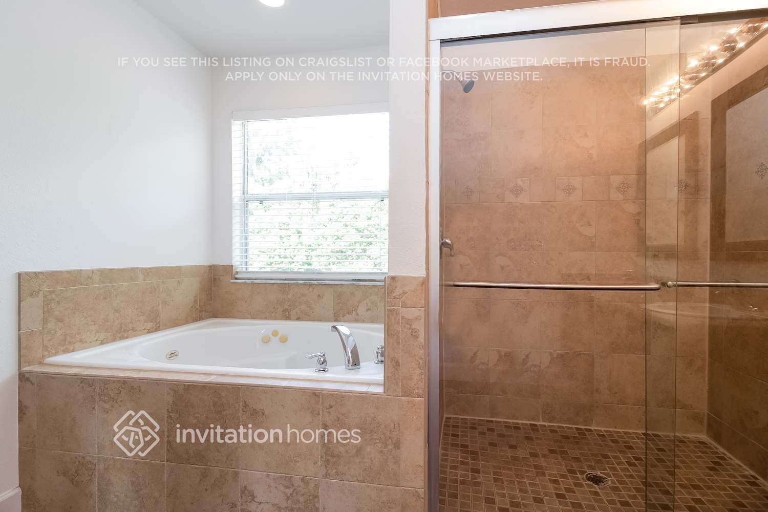 Building Photo - 4859 Anton Ave