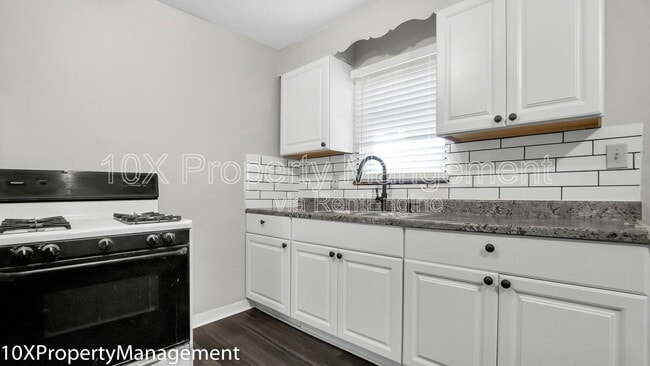 Building Photo - 2911 Sullivant Ave