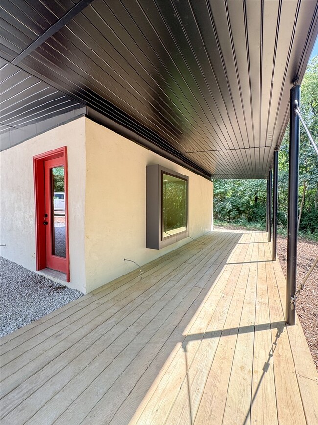 Building Photo - 1111 S Ray Ave