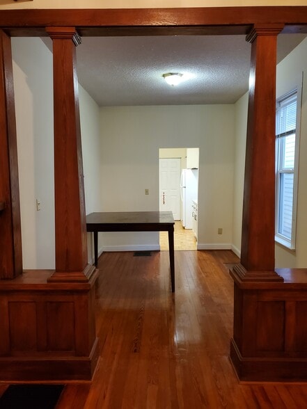 Building Photo - 1313 East Walnut