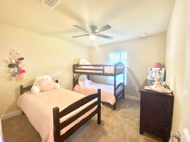 Building Photo - 6040 Trestle St