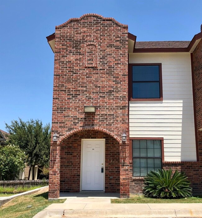 Building Photo - 4246 Dorel Dr