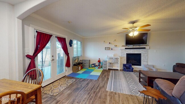 Building Photo - 3249 Emerald Point Dr