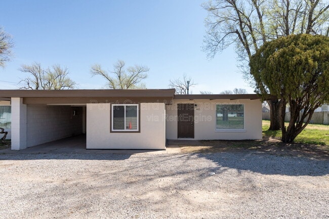 Building Photo - 1325 W Dora St