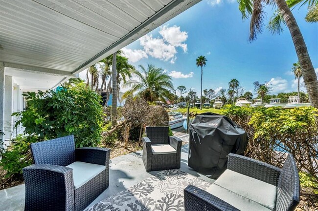 Building Photo - 8234 Harborside Cir