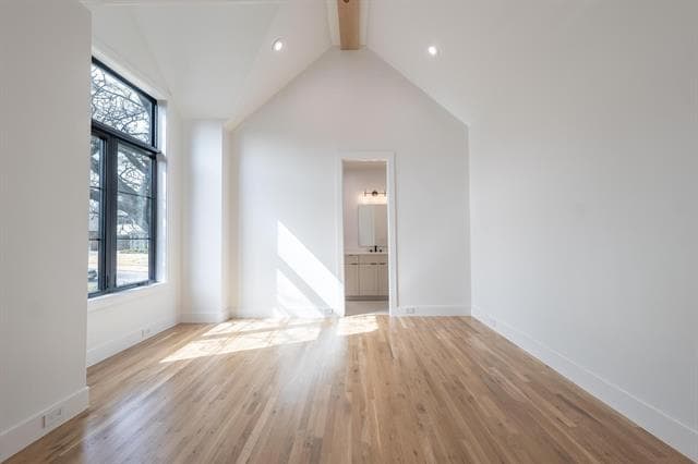 Building Photo - 6988 Bob O Link Dr