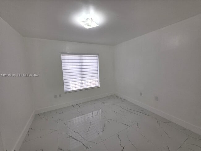 Building Photo - 14775 SW 83rd Ln