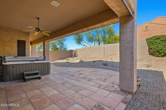 Building Photo - 7606 E Via Del Sol Dr