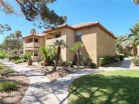Building Photo - 3135 S Mojave Rd