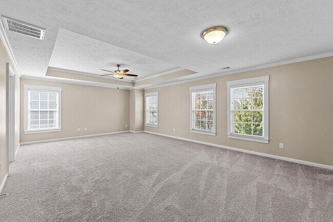 Building Photo - 582 Bunchgrass St