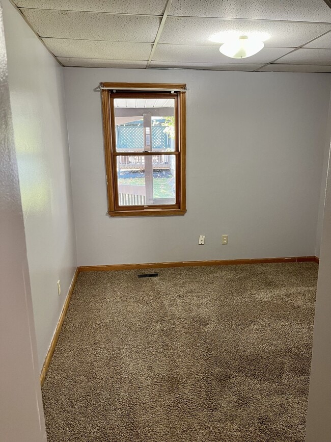 Building Photo - 411 Massillon St