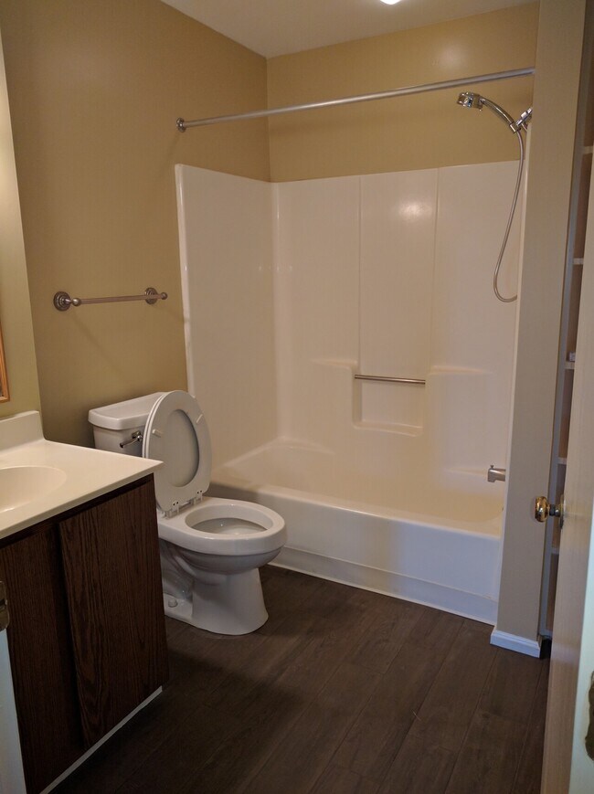 Building Photo - 8320 Mauzy Square