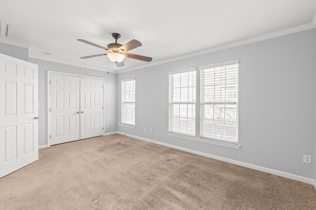 Building Photo - Charming Full-Brick Townhome in the Heart of South End