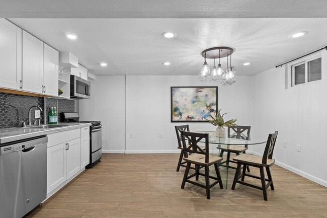 Building Photo - Modern South Denver Gem Available Now!!!