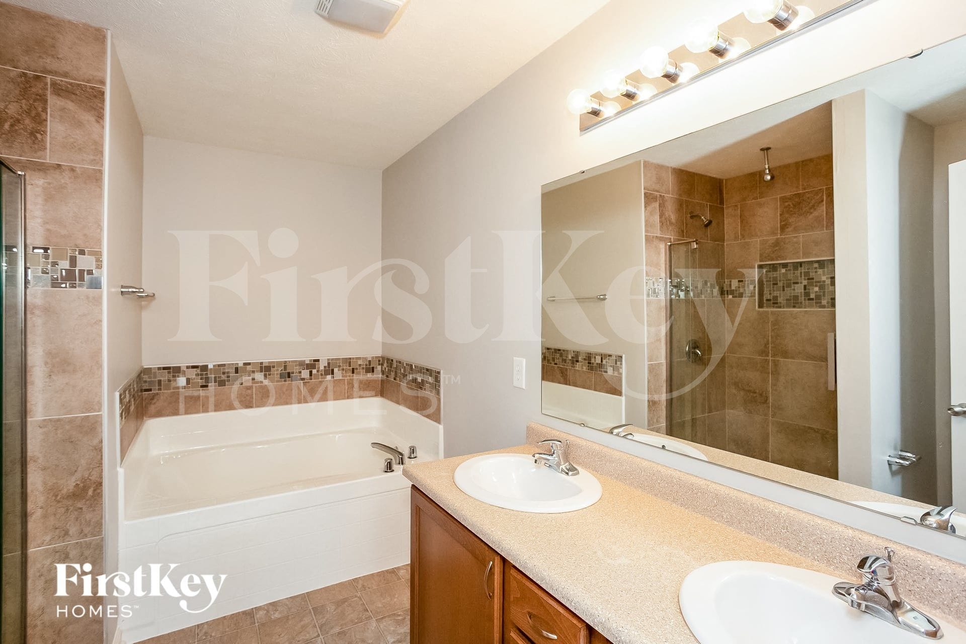 Building Photo - 15515 Sibley Ln