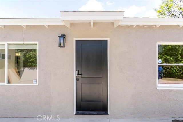 Building Photo - 5730 Willowcrest Ave