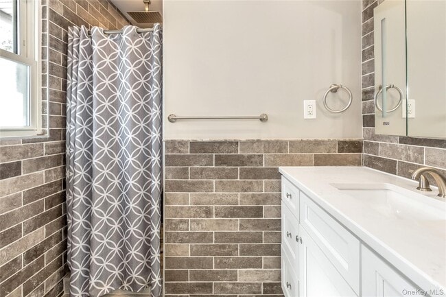 Building Photo - 15 Ingram Dr