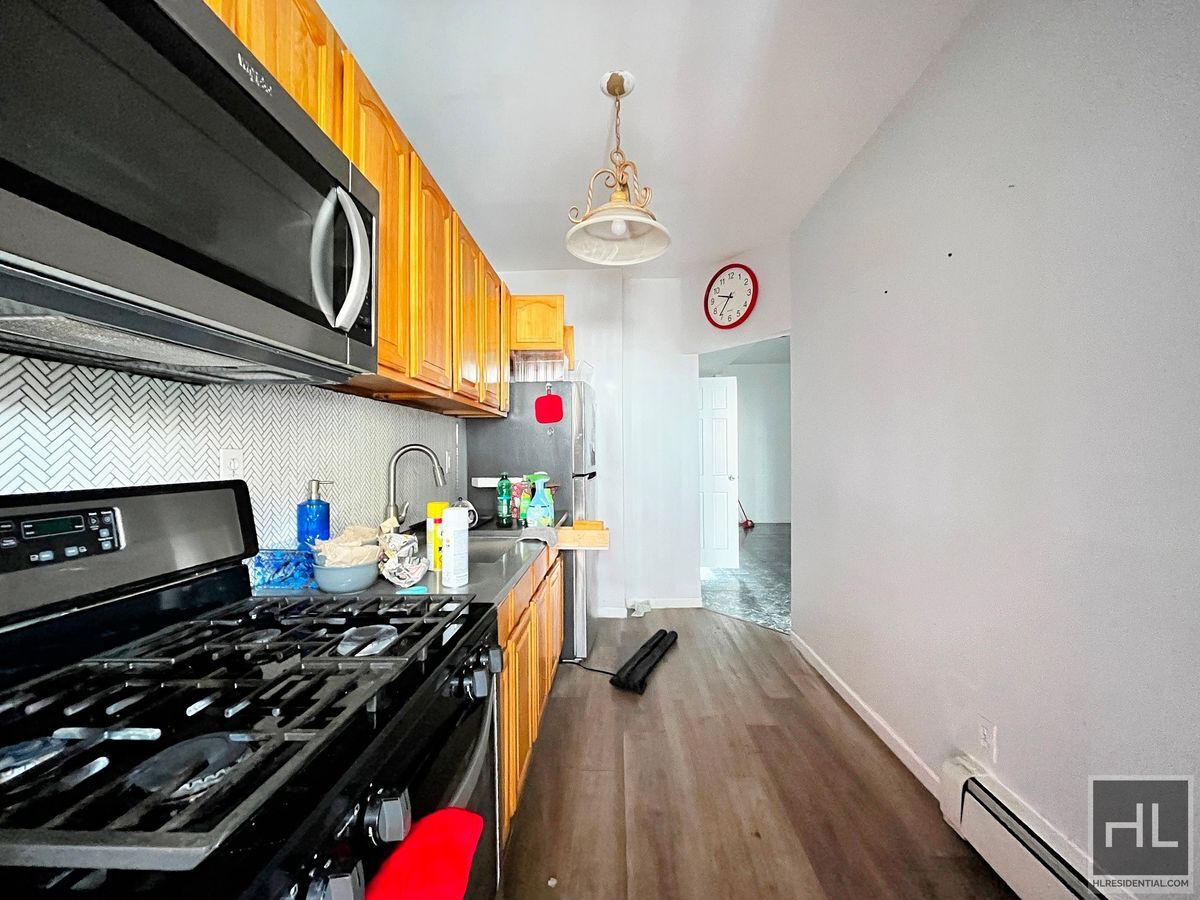 Building Photo - 1049 Jefferson Ave