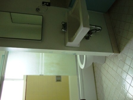 Building Photo - Spacious 4 bedroom near Hartnell College