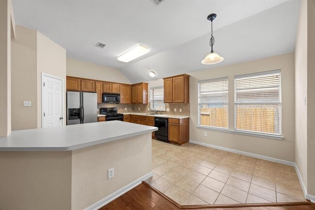 Building Photo - 3808 Noe Ln