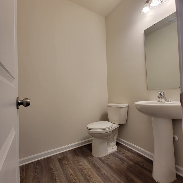 Building Photo - 5037 Markfield Ln