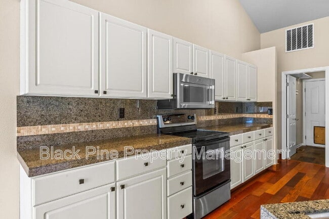 Building Photo - 541 S Canvasback Way