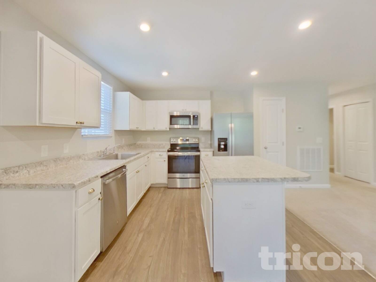 Building Photo - 137 Portchester Ln